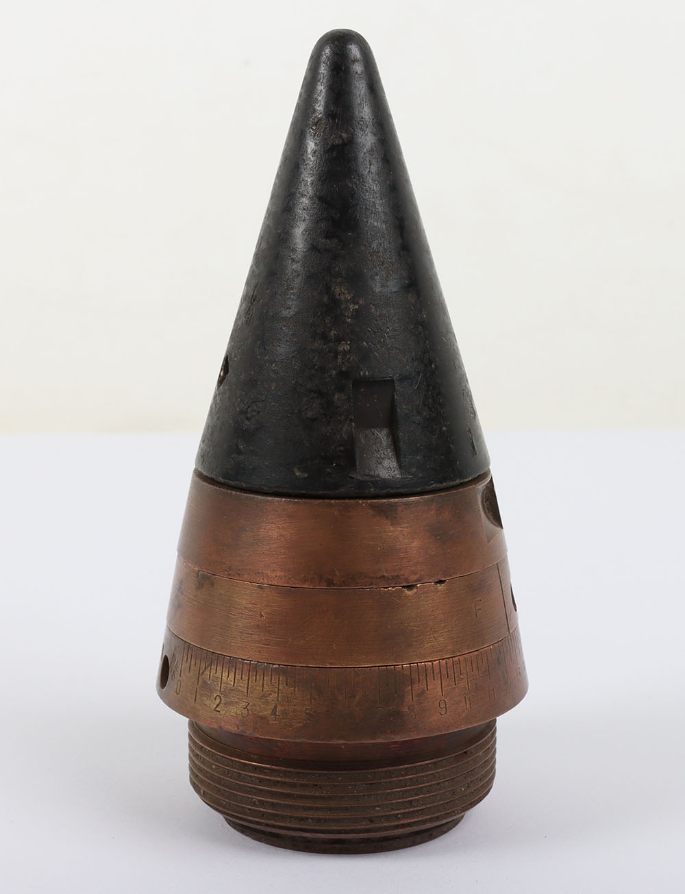 #1376 – Inert 3.7 Inch Anti-Aircraft Shell Head Fuse