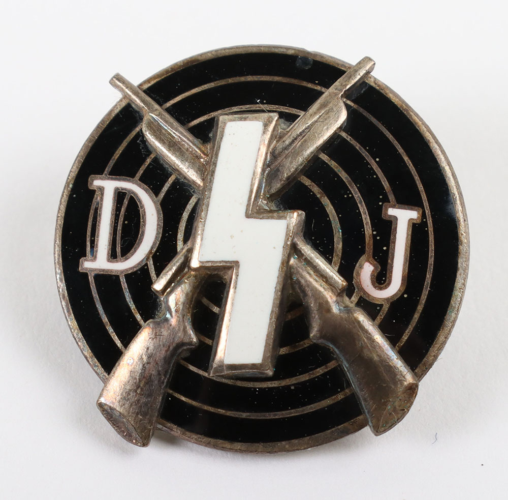 #1446 – Third Reich D.J (Deutsches Jungvolk) Shooting Badge