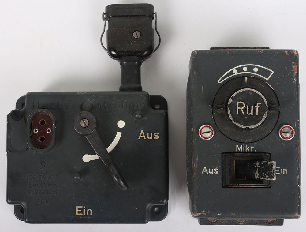 #1512 – WW2 German Luftwaffe Heated Flight Clothing Switch Box