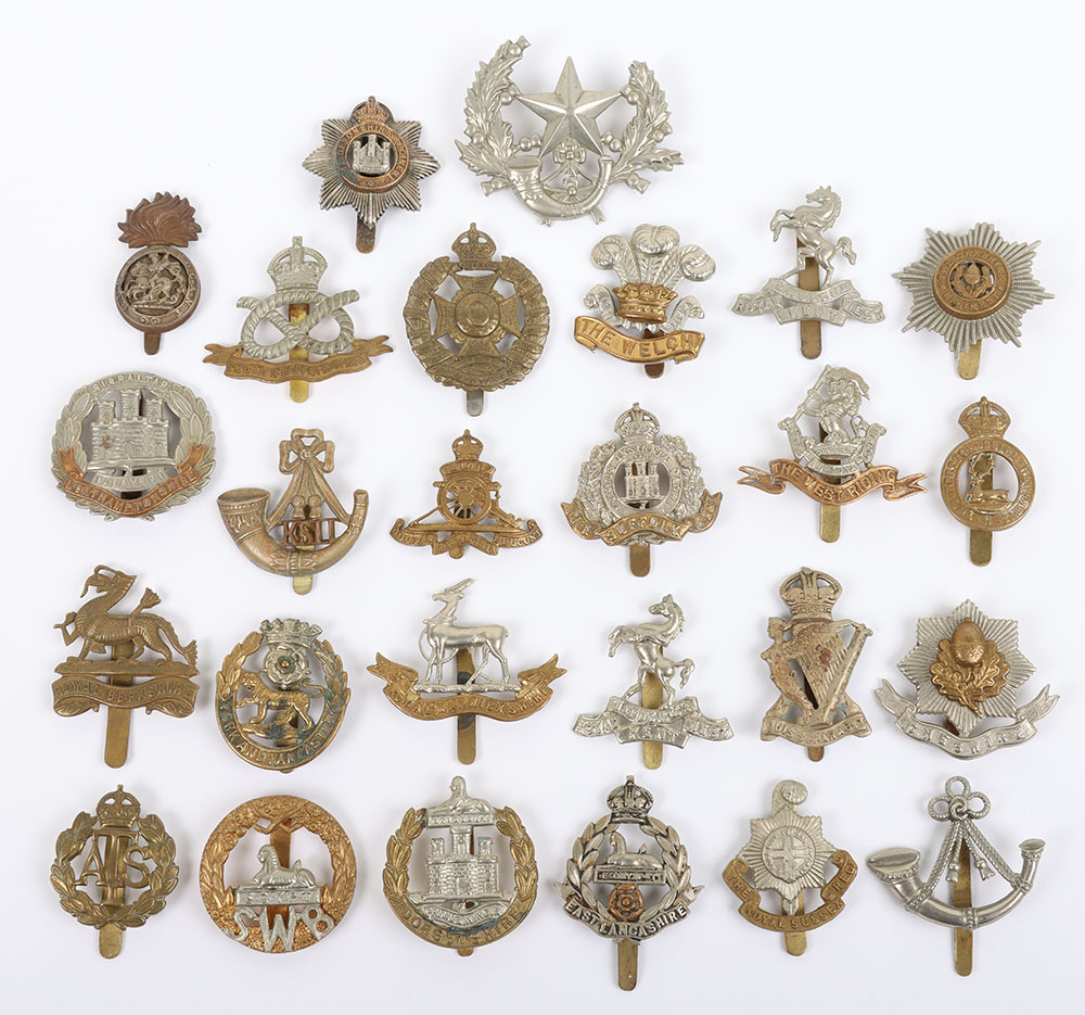 #231 – 26x British Infantry of the Line Cap Badges