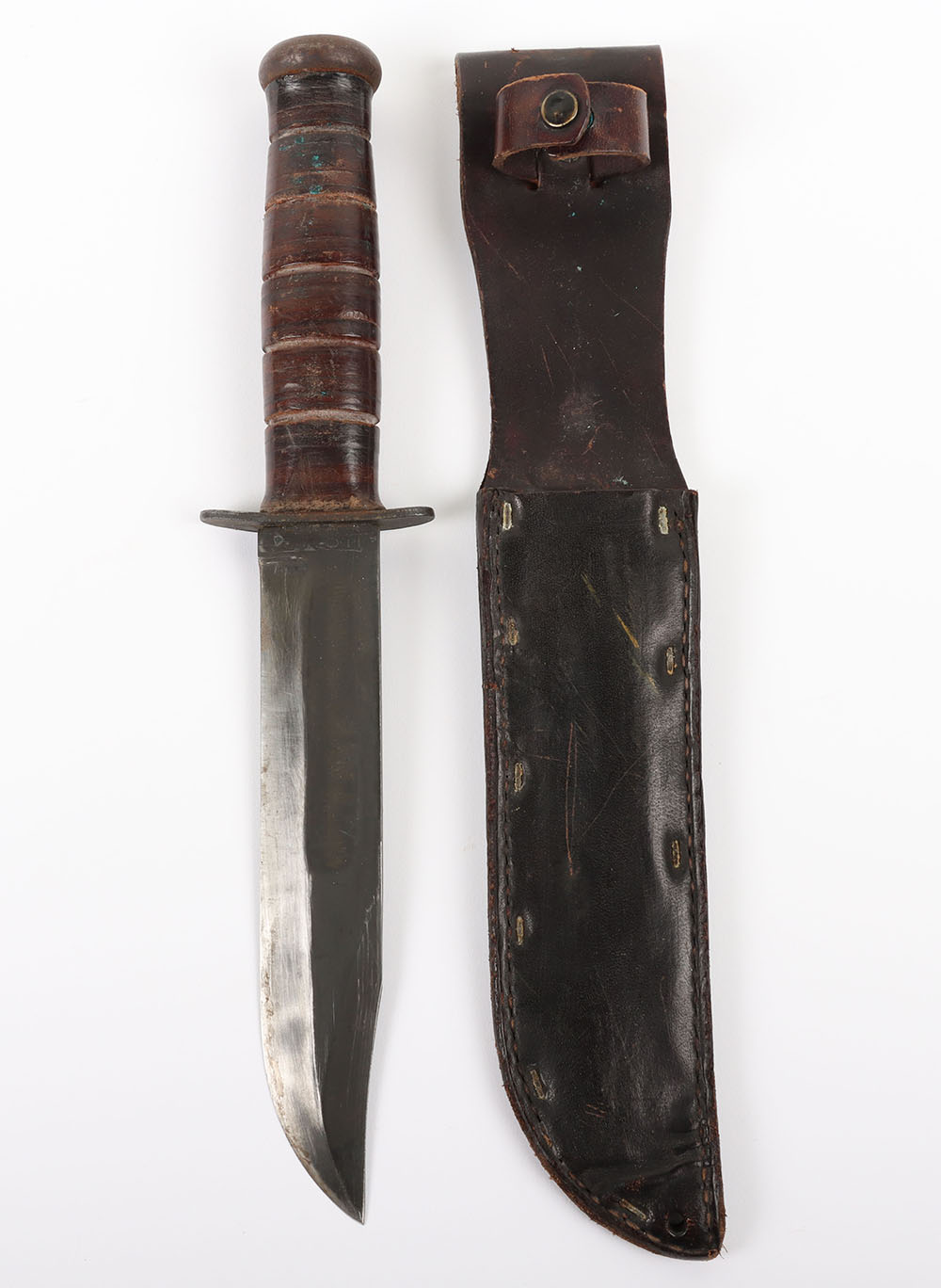 #574 – WW2 US Marine Corps (U.S.M.C) Ka-Bar Fighting Knife