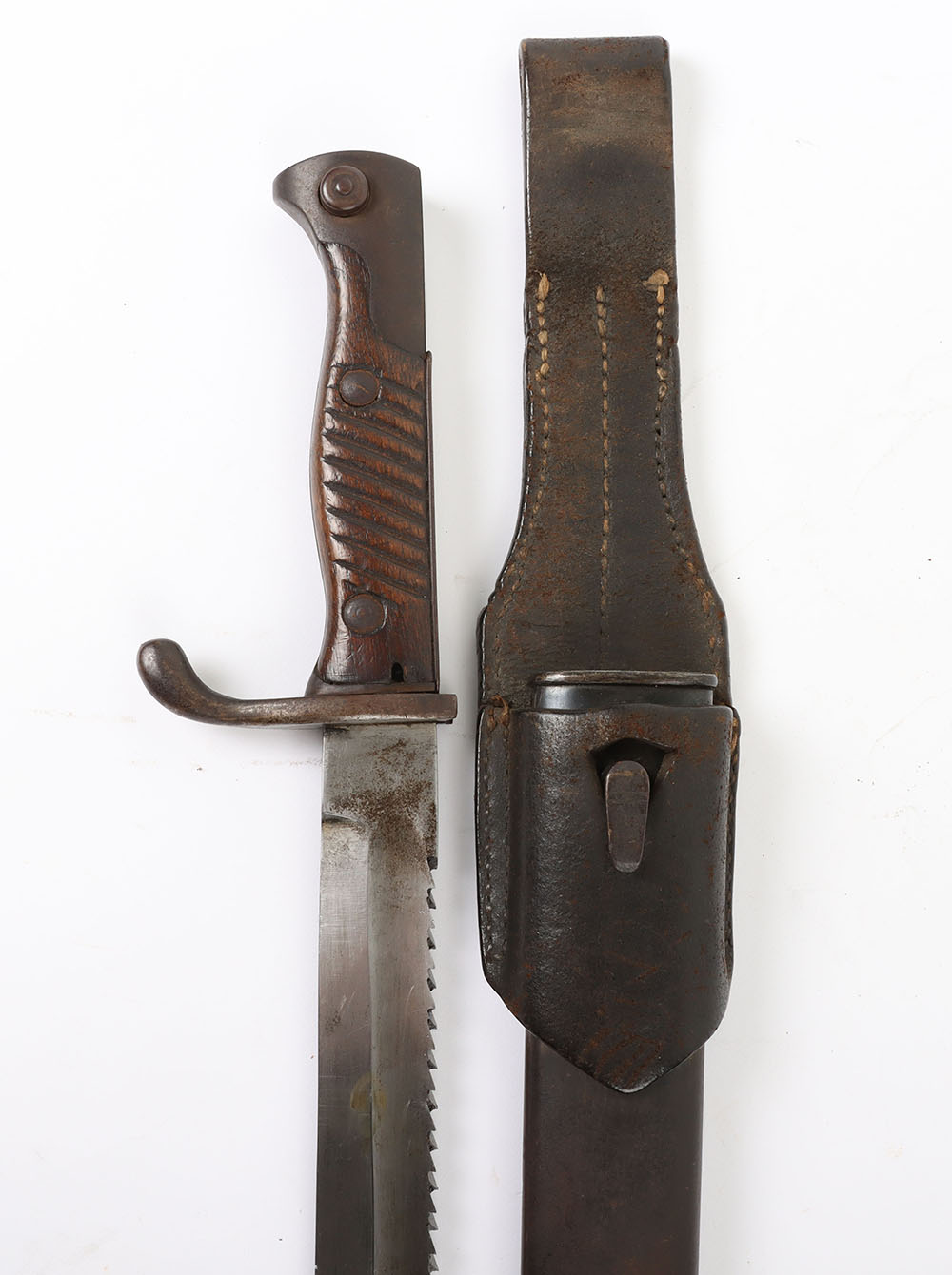 #755 – WW1 German Pioneer Sawback Model 98/05 Mauser Bayonet