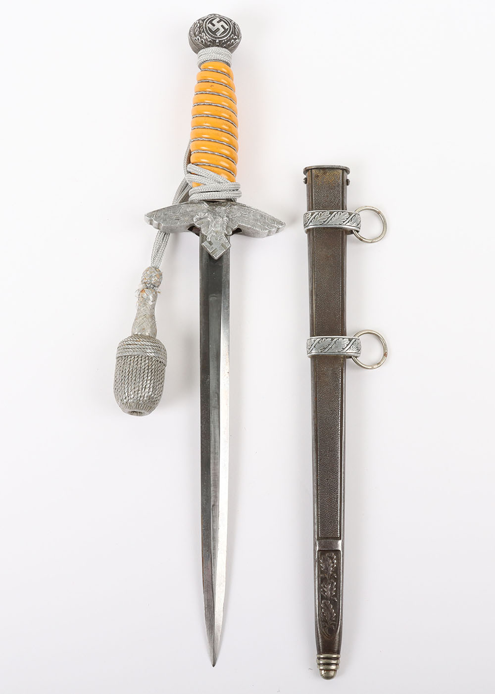 #805 – Scarce Variation of 2nd Pattern Luftwaffe Officers Dress Dagger by Waffenfabrik Max Weyersberg (W.M.W),