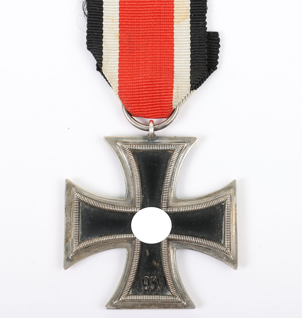 #850 – WW2 German 1939 Iron Cross 2nd Class Schinkel Type