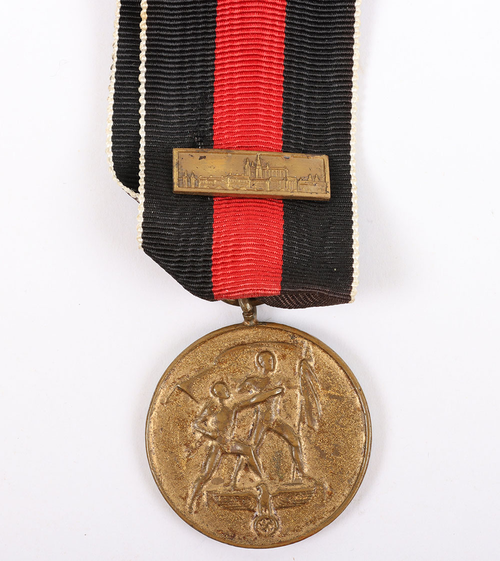 #894 – Third Reich 1st October (Entry into Czechoslovakia) Medal with Prague Castle Bar