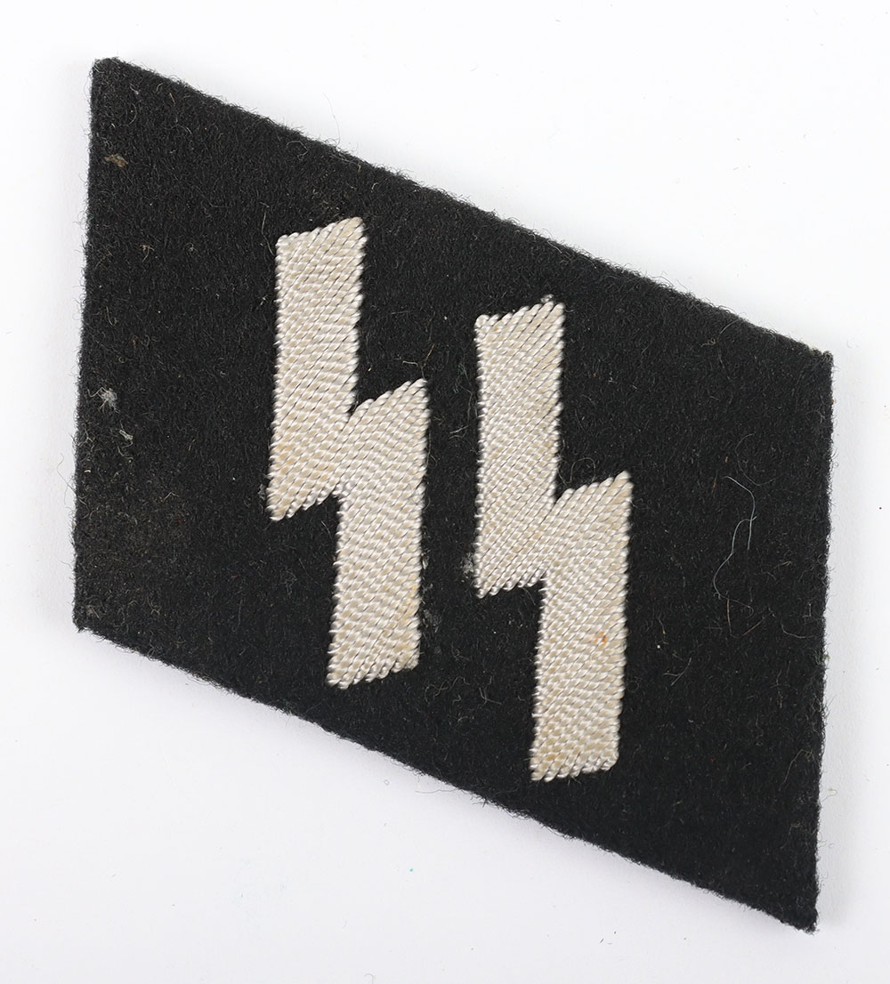 #1023 – WW2 German Waffen-SS NCO’s Tunic Collar Patch