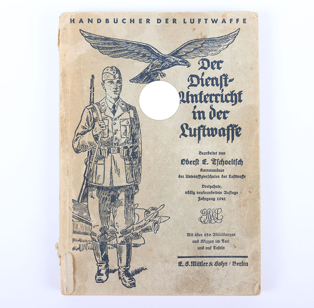 #1146 – WW2 German Luftwaffe 1941 Handbook