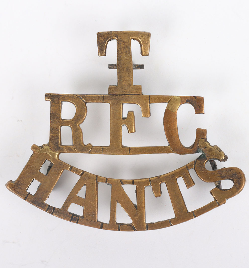 #163 – Rare Great War Territorial Royal Flying Corps Hampshire Shoulder Title