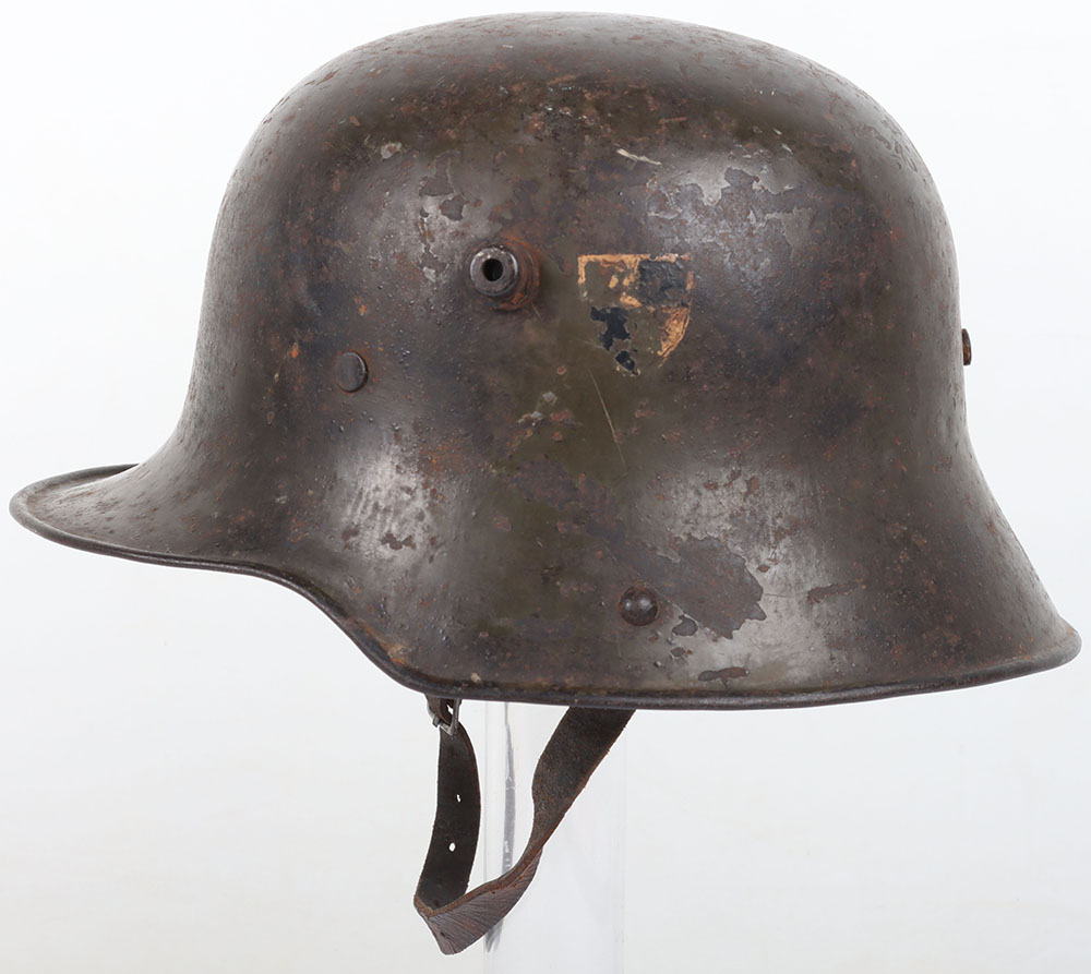 #808 – Rare WW1 German M-16 Steel Helmet of the Garde Regiment