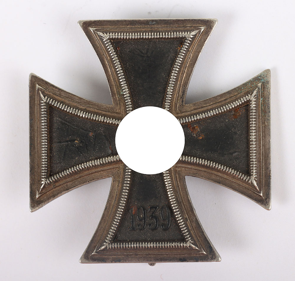 #872 – WW2 German 1939 Iron Cross 1st Class