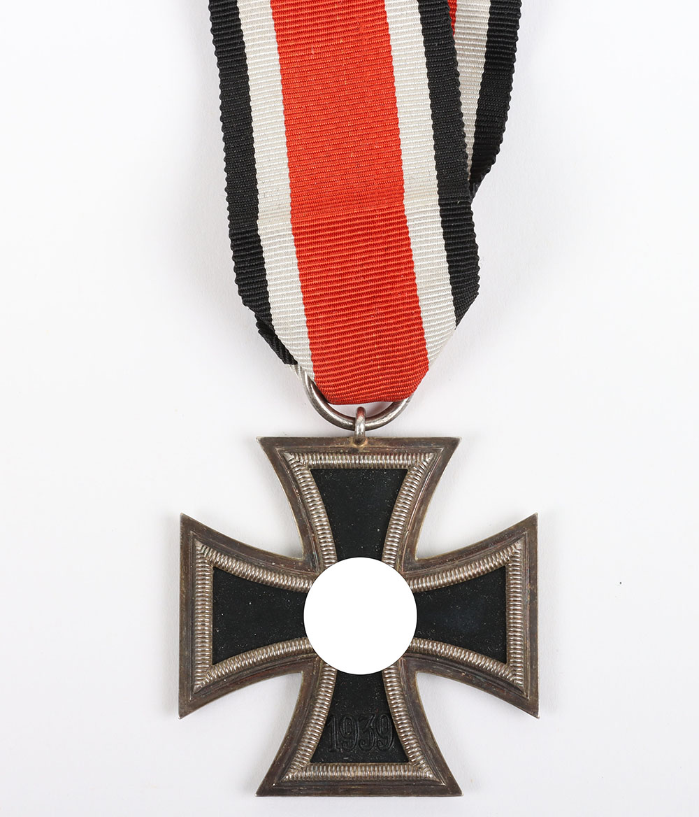 #877 – WW2 German 1939 Iron Cross 2nd Class