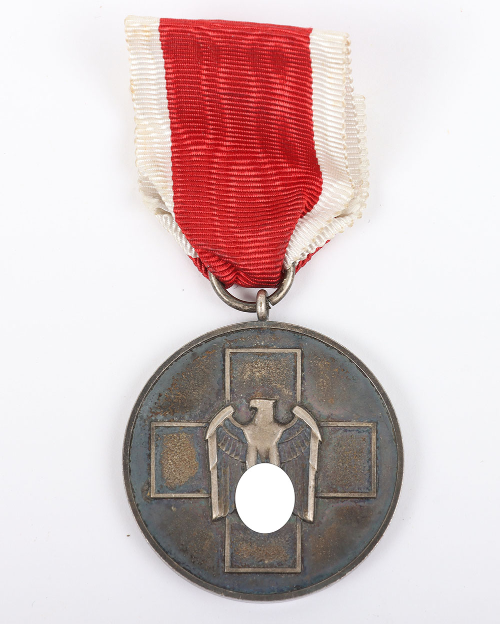 #903 – WW2 German Social Welfare / Red Cross Medal