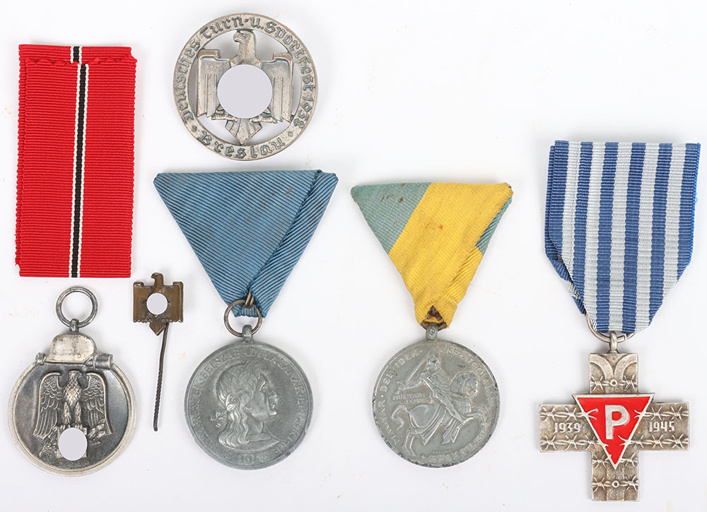 #912 – WW2 German Medals