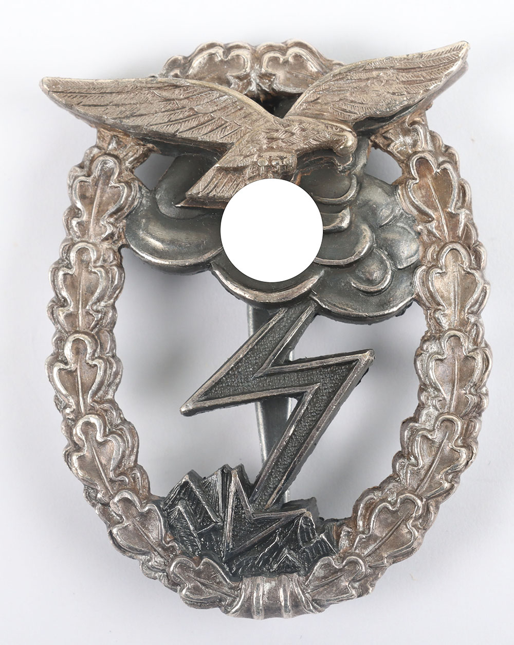 #944 – WW2 German Luftwaffe Ground Assault Combat Badge by Rudolf Karneth