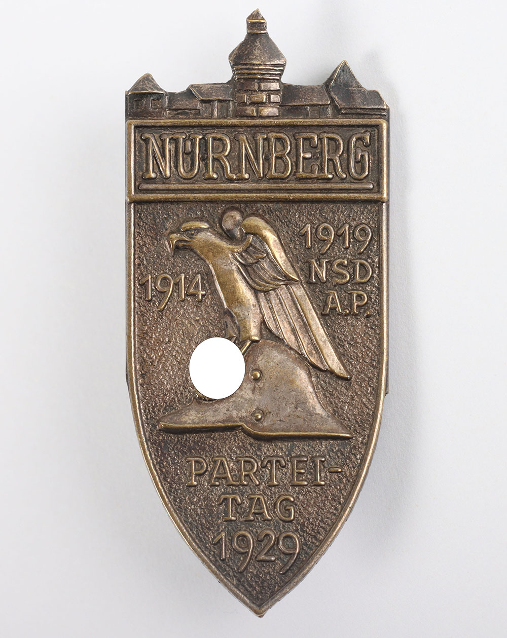 #977 – Third Reich NSDAP Nurnberg Partei-Tag 1929 Commemorative Badge