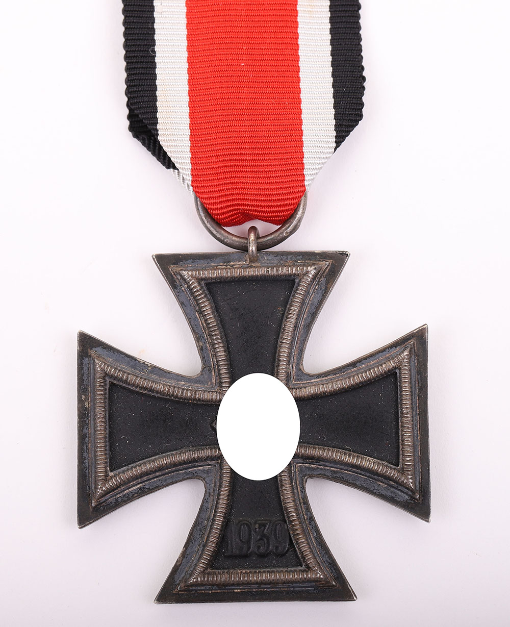 #106 – GERMAN WWII 1939 IRON CROSS 2nd CLASS