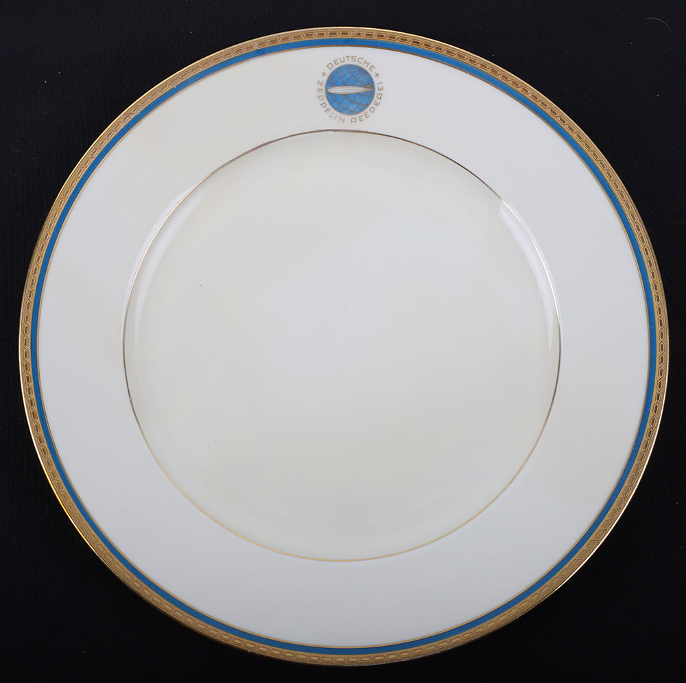 #187 – GERMAN 1930’s ZEPPELIN PORCELAIN DINNER PLATE