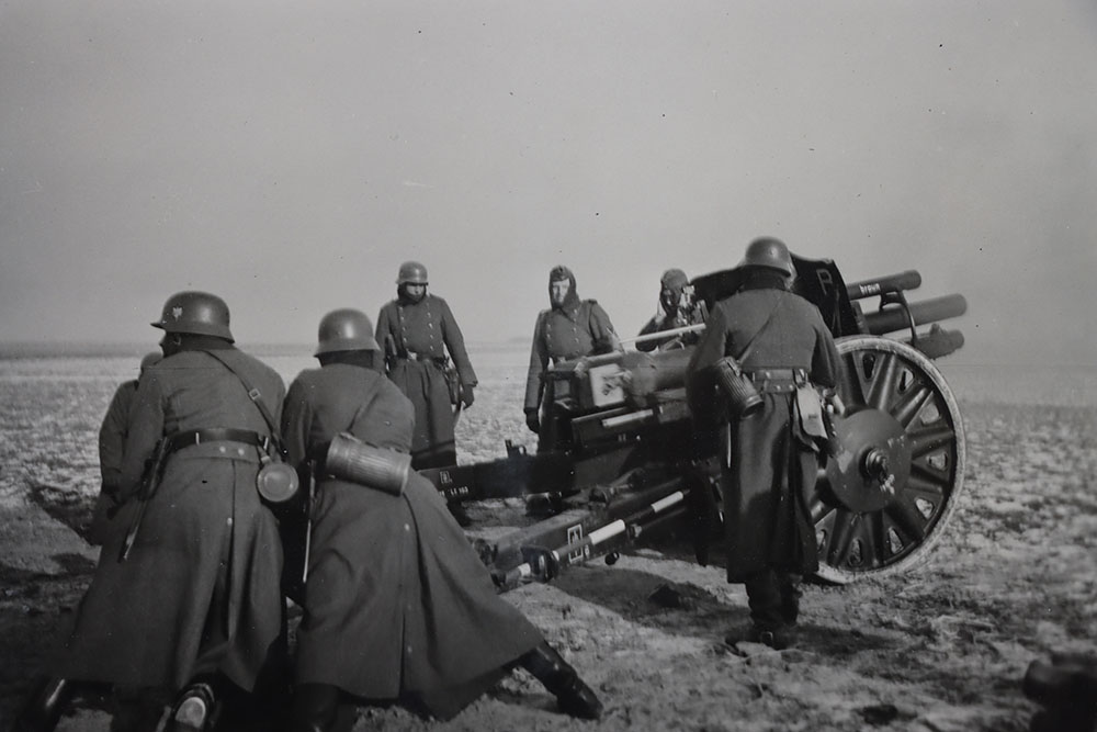 #269 – Impressive WW2 German Eastern Front Photograph Album