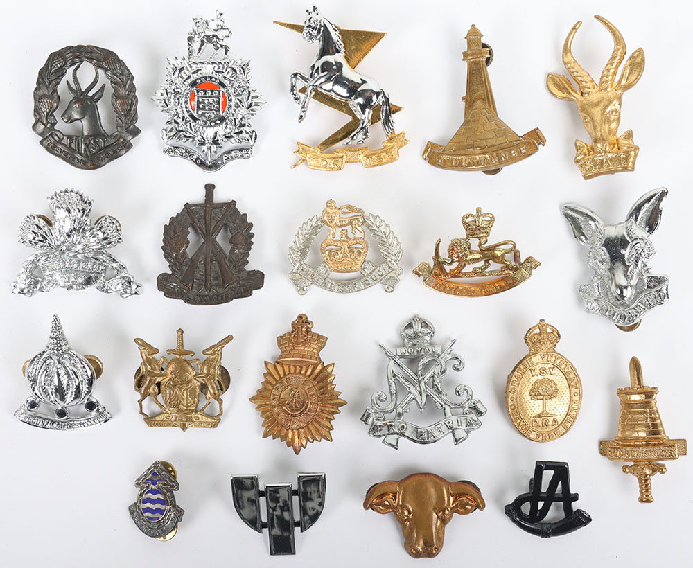 #68 – Grouping of South African Cap and Collar Badges