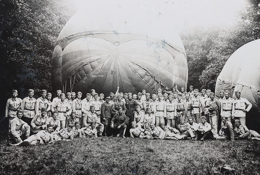 #95 – Rare 1930’s Czechoslovakian Army Balloon Section Photograph Album