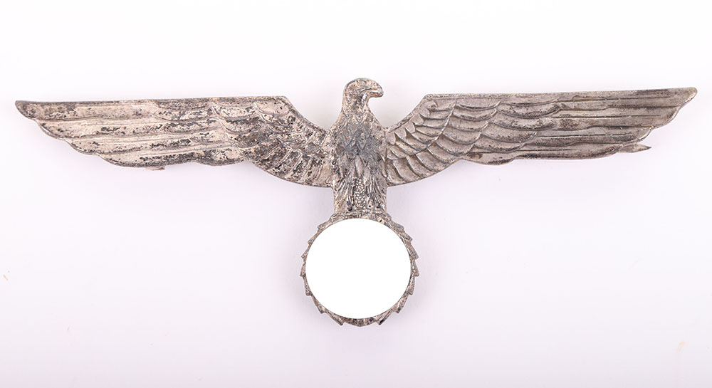 #97 – GERMAN WWII KRIEGSMARINE BREAST EAGLE IN METAL