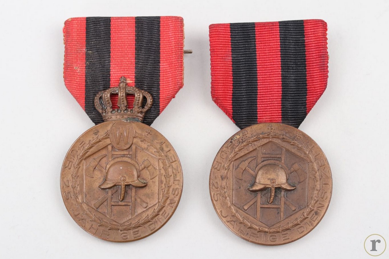 #71-1246 – Wurttemberg – 2 x Fire Brigade Service Medals, 2. Mod & Free State Version