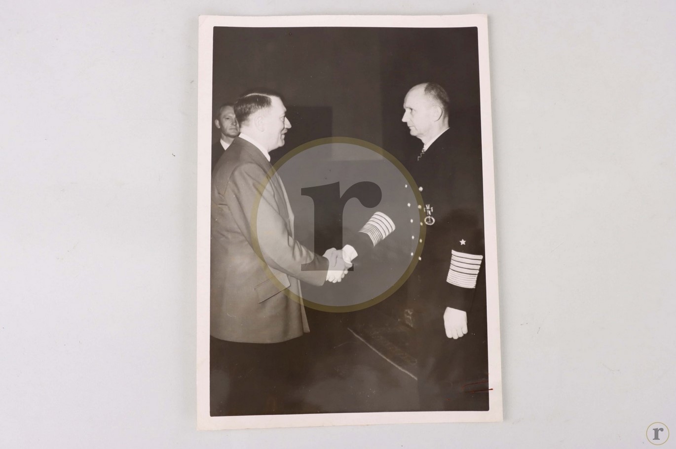 #70-0050 – Dönitz, Karl – press photo Hitler awards the Oak Leaves