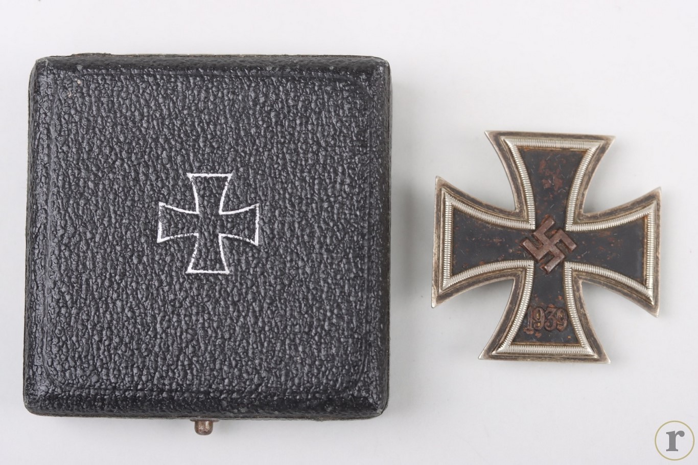 #71-0068 – 1939 Iron Cross 1st Class in case – 20