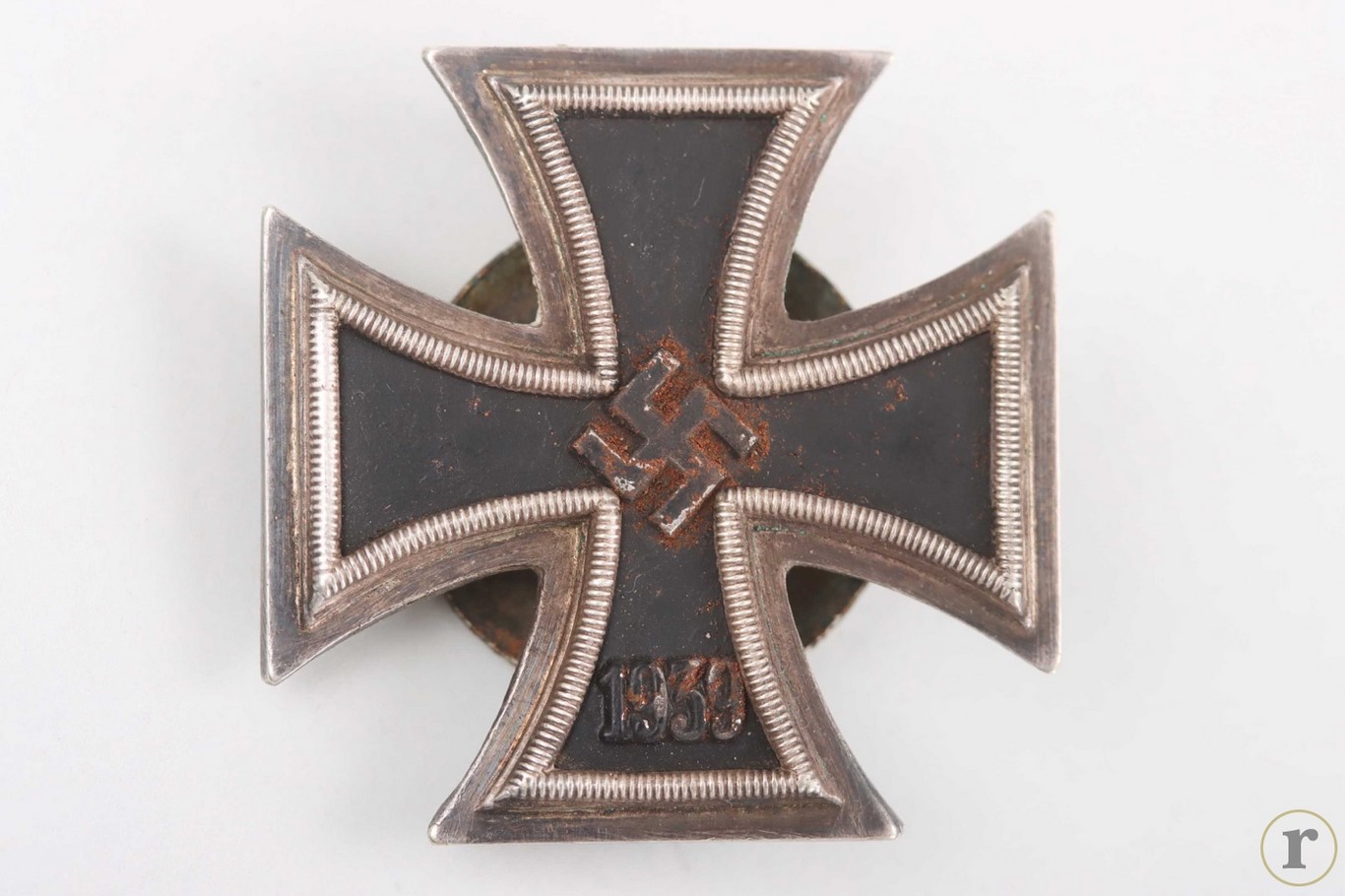 #71-0083 – 1939 Iron Cross 1st Class on screw-back