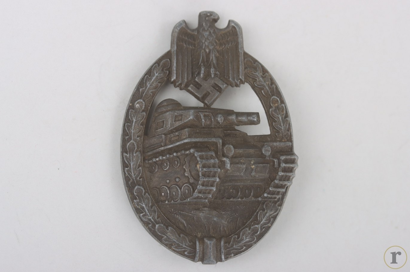 #71-0209 – Tank Assault Badge in Silver ‘Aurich’