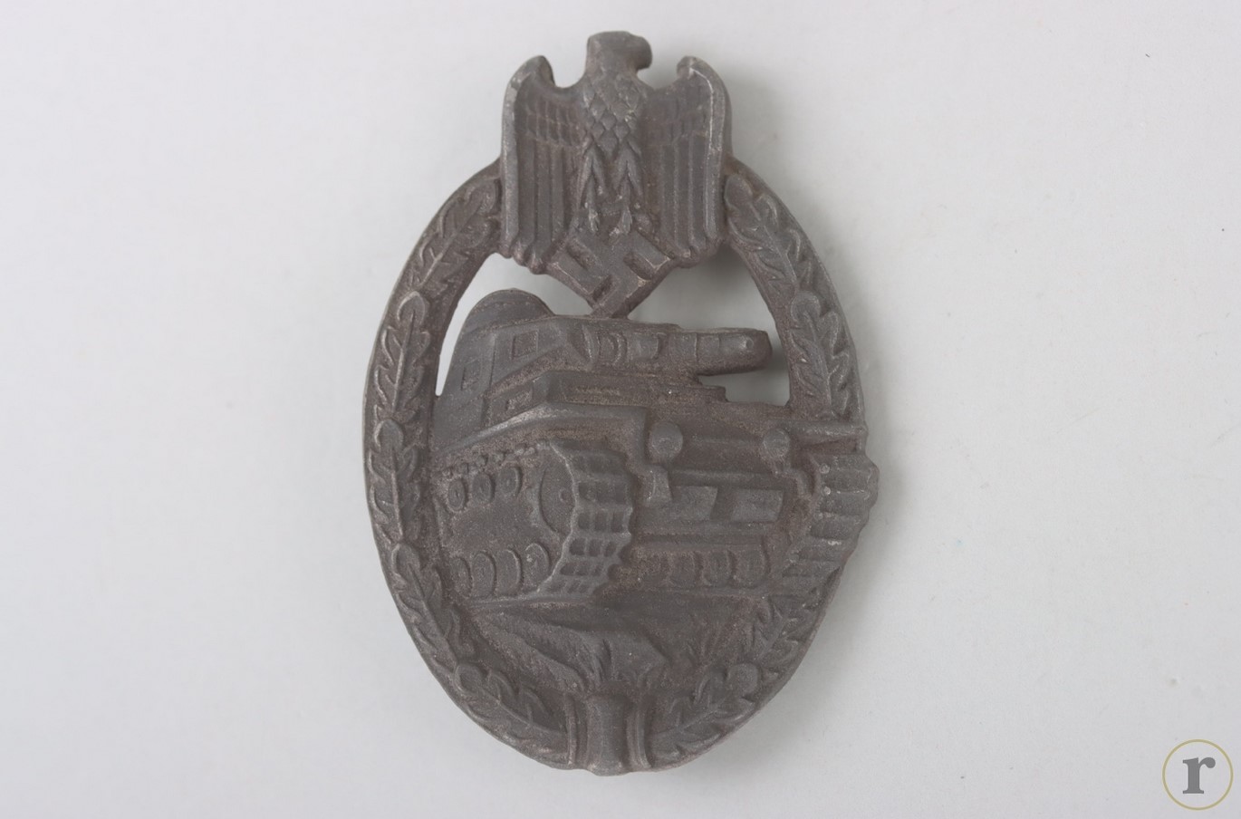 #71-0213 – Tank Assault Badge in Silver ‘Deumer’