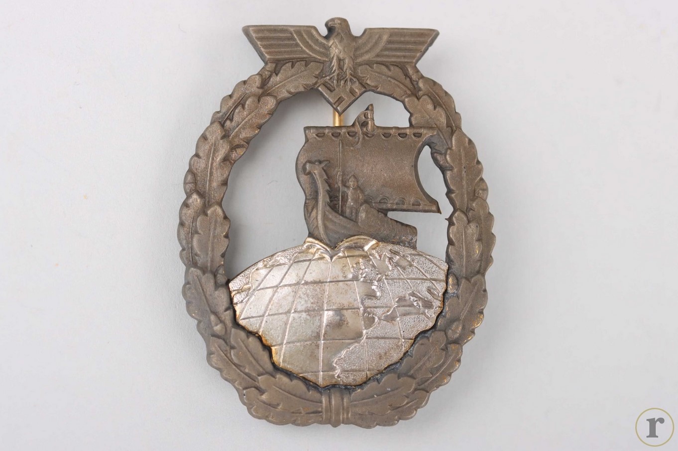 #71-0275 – Auxiliary Cruiser War Badge