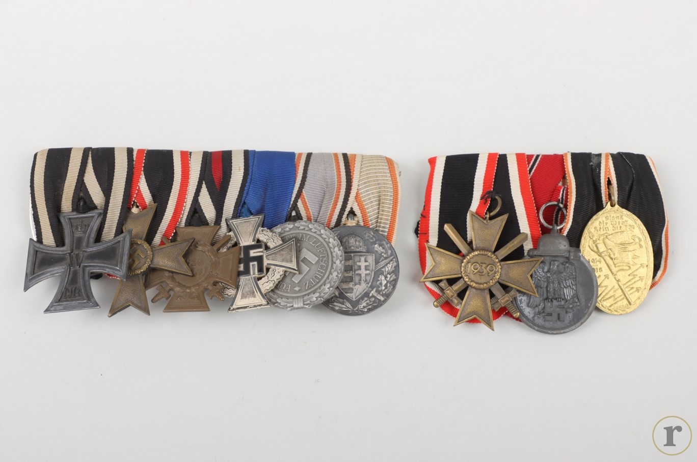 #71-0384 – Two medal bars of WWI veterans