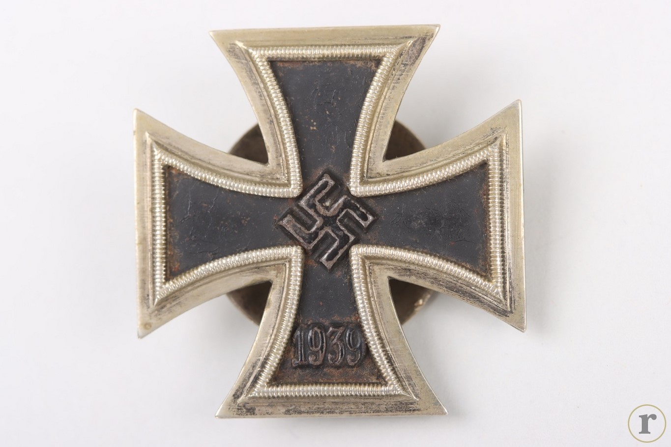 #71-1310 – 1939 Iron Cross 1st Class on screw-back – L/13 & L58