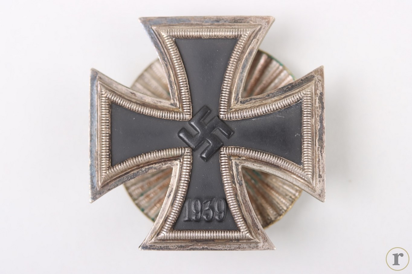 #71-1314 – 1939 Iron Cross 1st Class on screw-back – L59