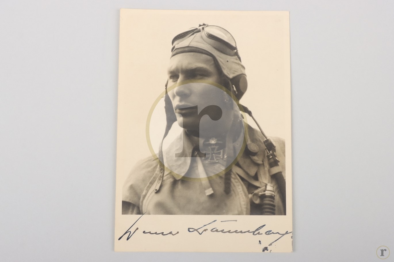 #70-0012 – Baumbach, Werner – photo with ink autograph