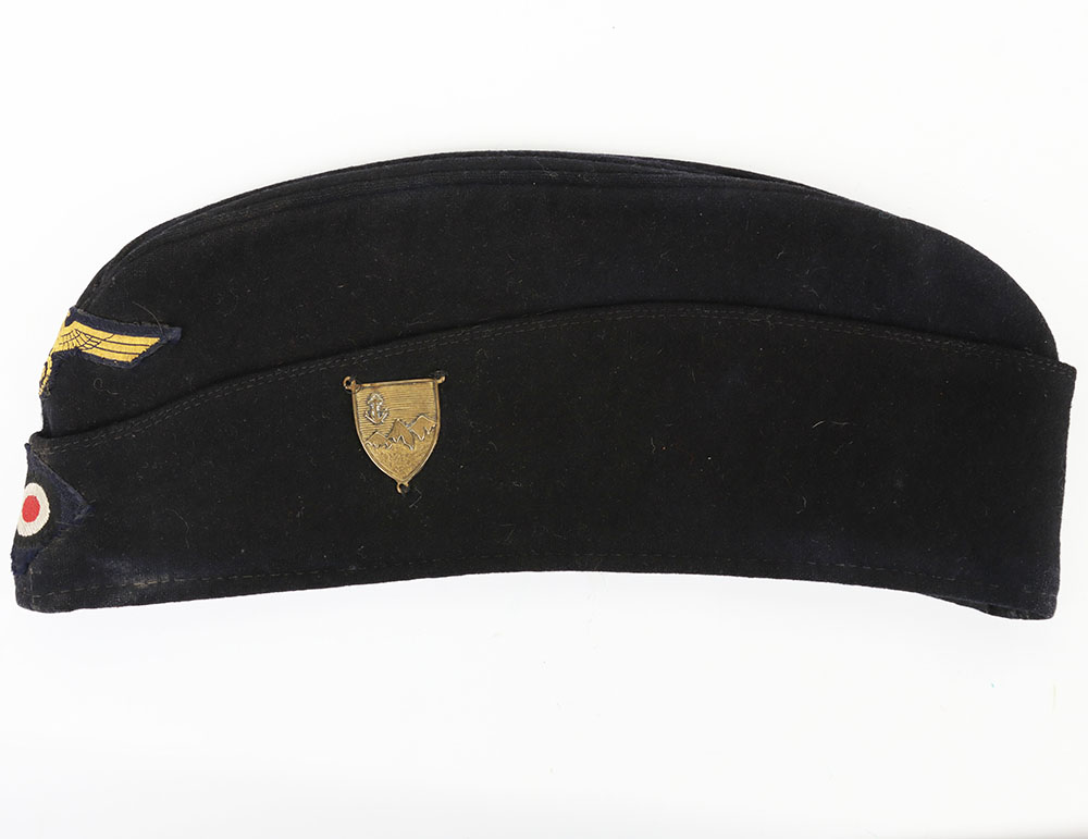 #513 – WW2 German Kriegsmarine Overseas / Side Cap for Enlisted Ranks with Unit Insignia