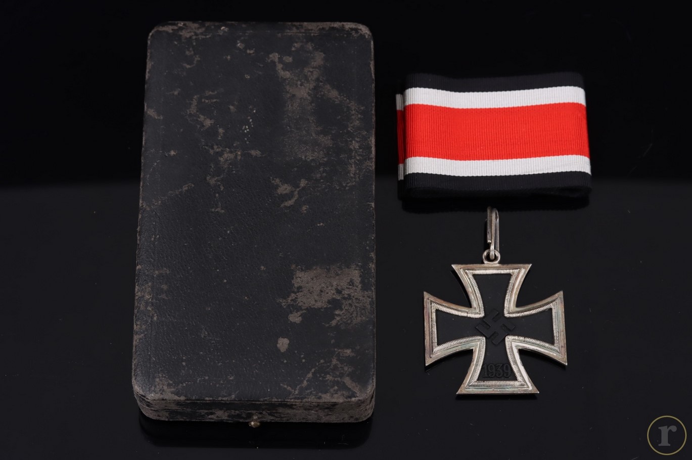 #73-1275 – Knight’s Cross of the Iron Cross ‘800’ in case – S&L