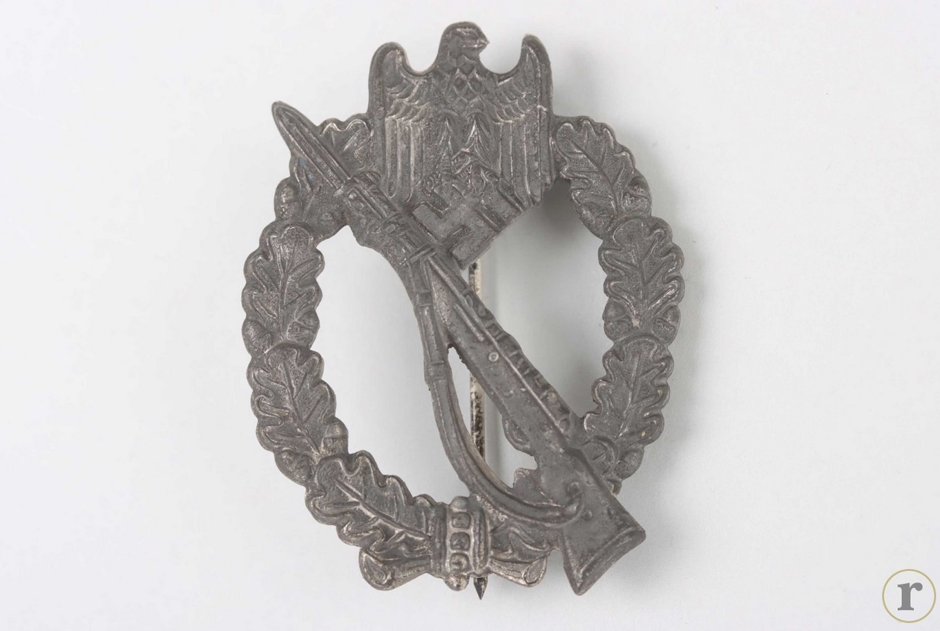 #73-1299 – Infantry Assault Badge in Silver ‘R.S.’