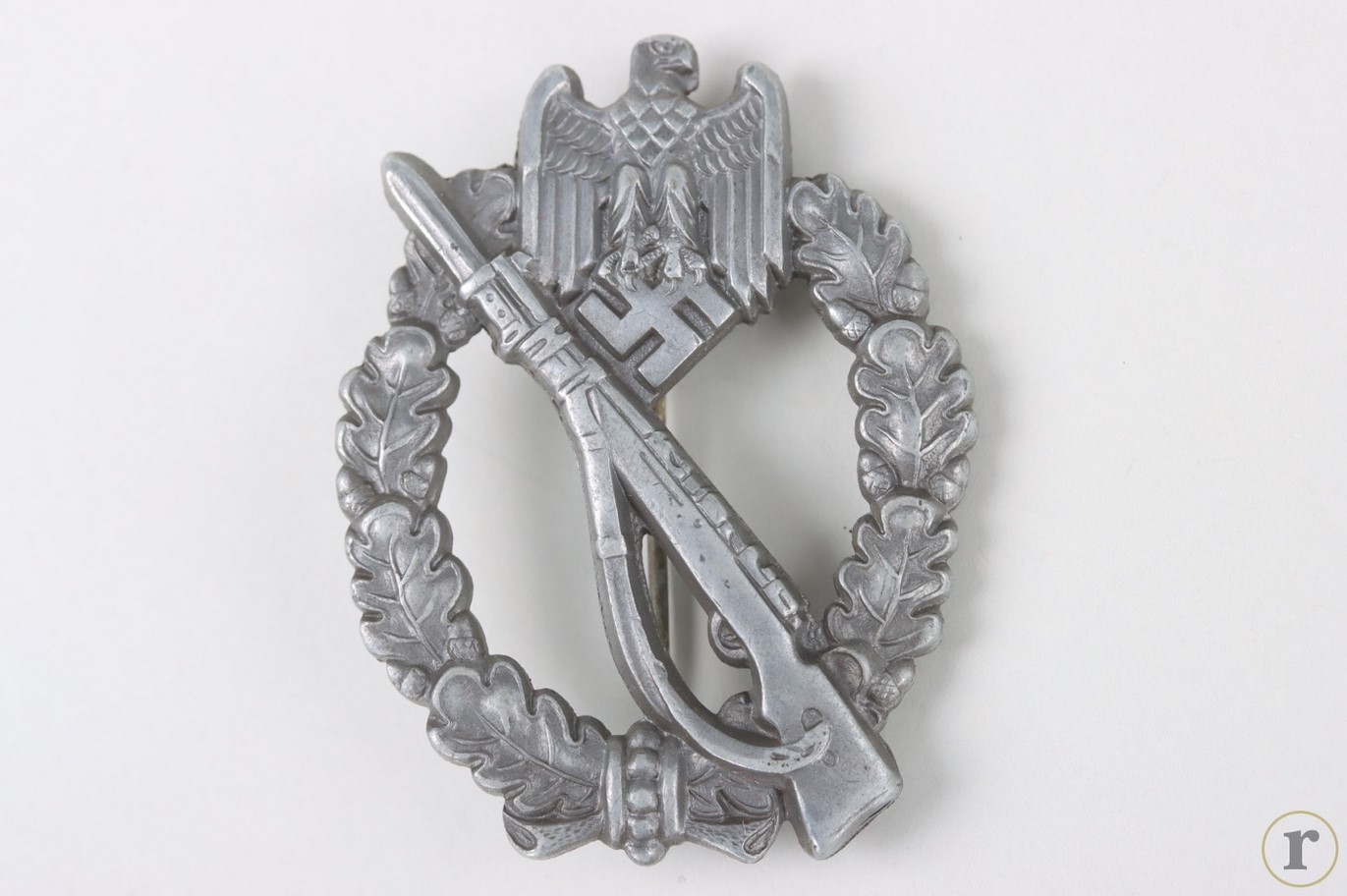 #73-1306 – Infantry Assault Badge in Silver ‘Assmann’