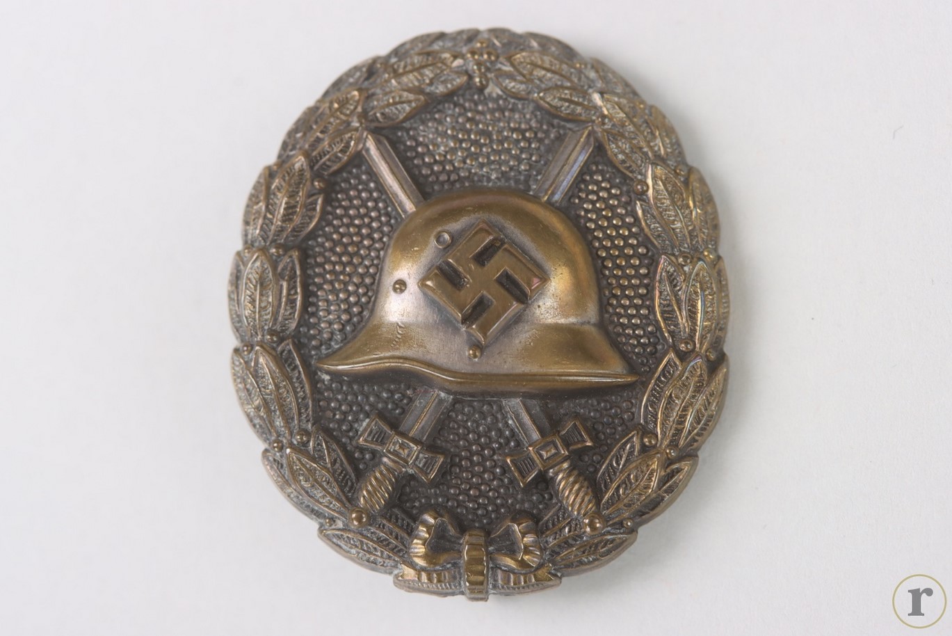 #73-1404 – Wound Badge in Silver, 1st Pattern