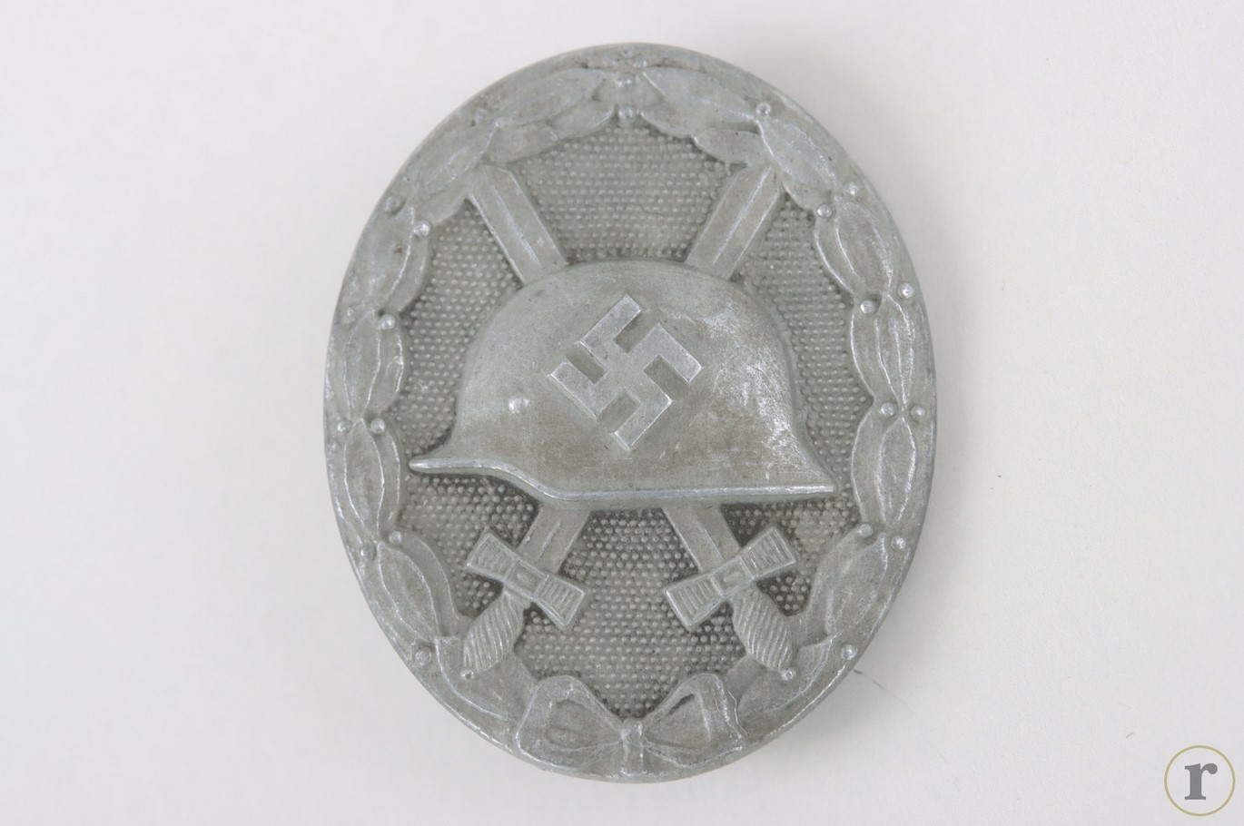 #73-1410 – Wound Badge in Silver, 2nd Pattern