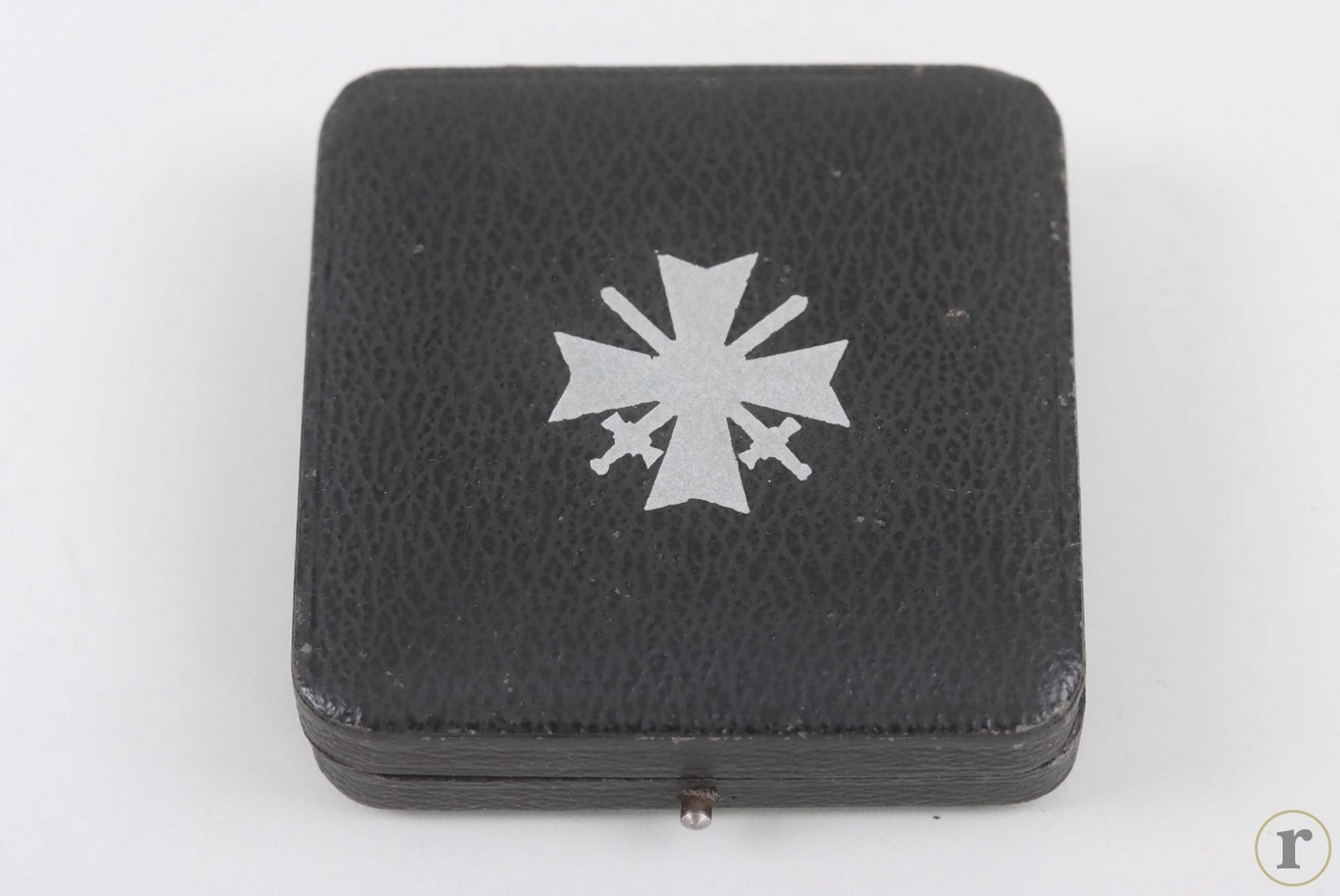 #73-1424 – Case for the War Merit Cross 1st Class with Swords