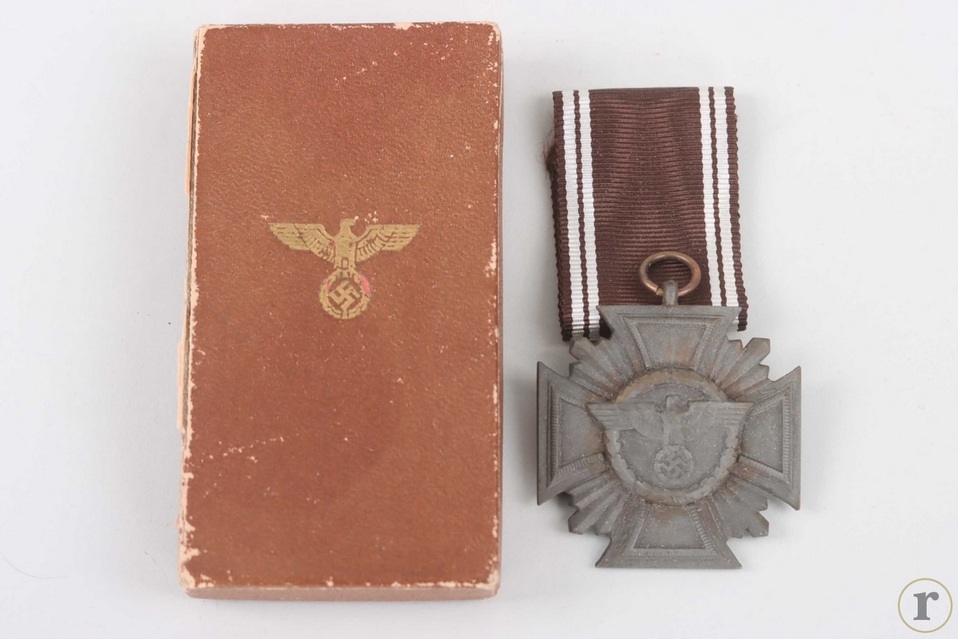 #73-1452 – NSDAP Long Service Award 1st Class (bronze) with case