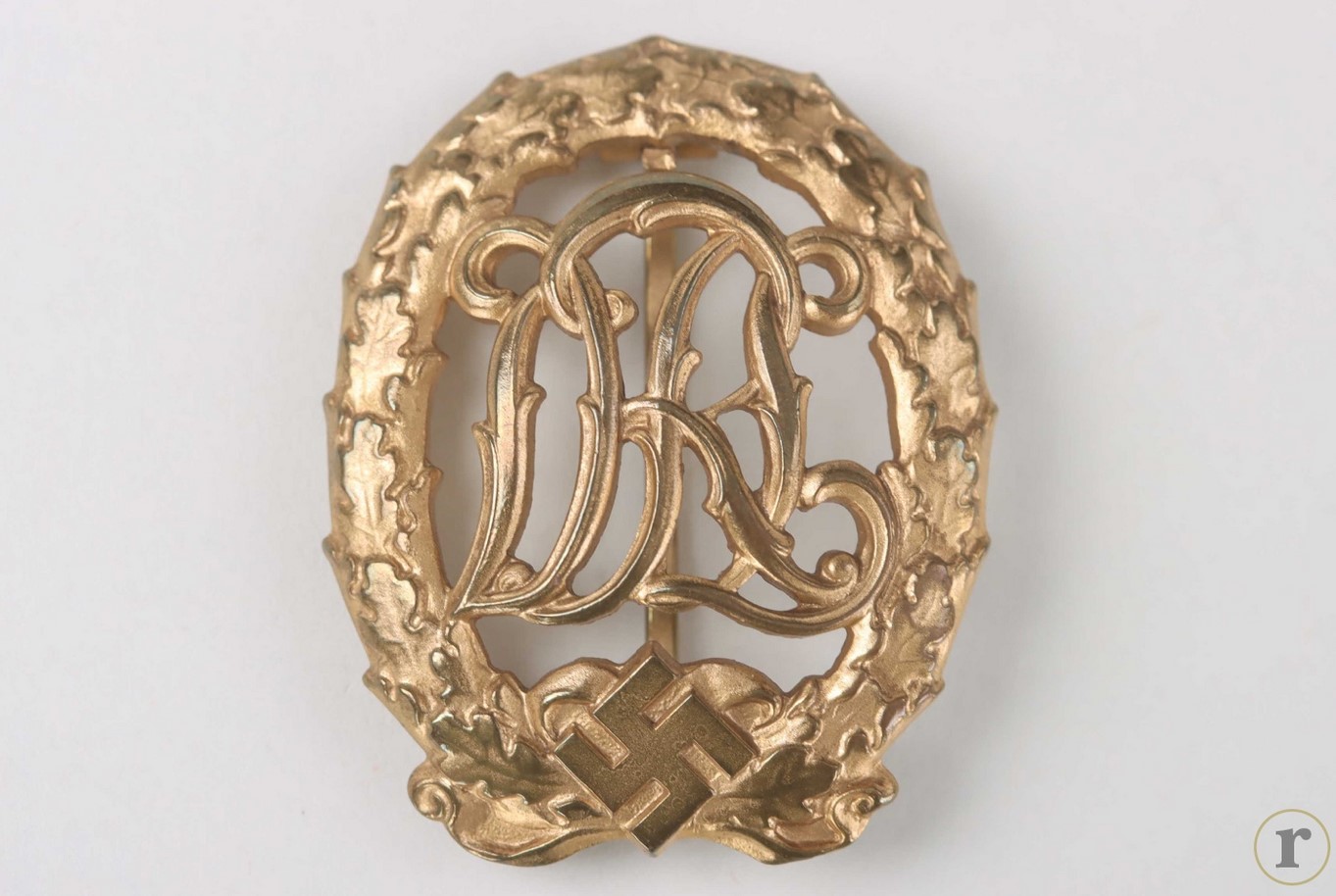 #73-1480 – DRL Sports Badge in Gold