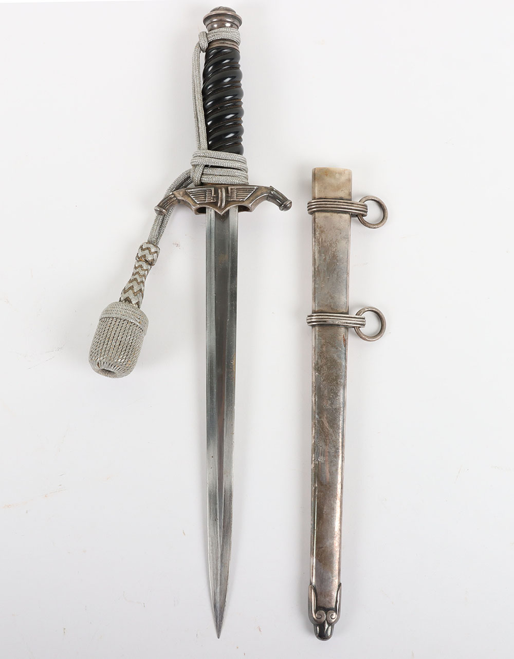 #155 – Rare Third Reich Railways (Bahnschutz) Officers 2nd Model Dress Dagger by Carl Eickhorn, Solingen