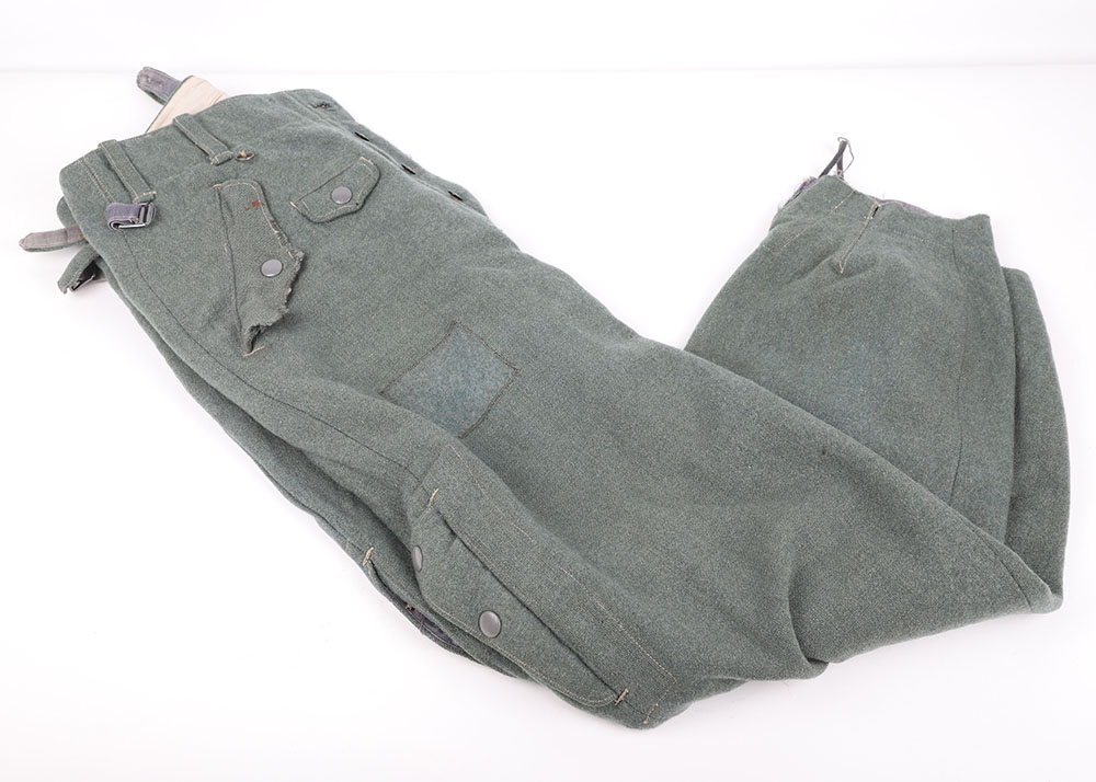 #294 – RARE PAIR OF COMBAT WORN GERMAN FALLSCIRMJAGER (PARATROOPERS) COMBAT TROUSERS