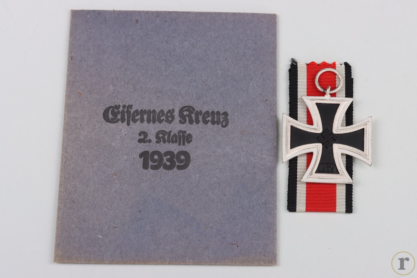 #74-1321 – 1939 Iron Cross 2nd Class Wächtler & Lange + Pouch by Carl Forster & Graf