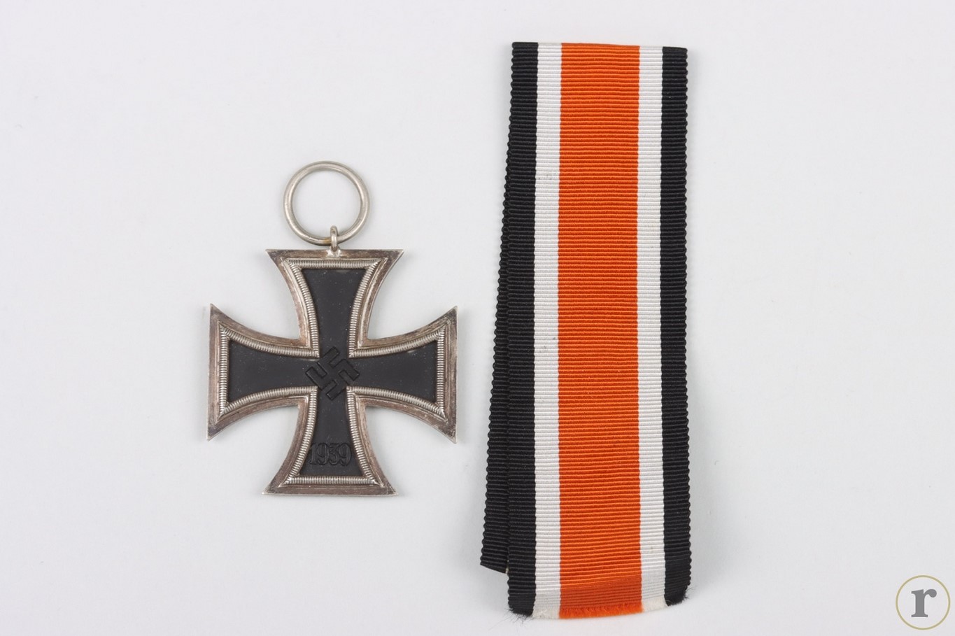 #74-1335 – 1939 Iron Cross 2nd Class Deumer Schinkel