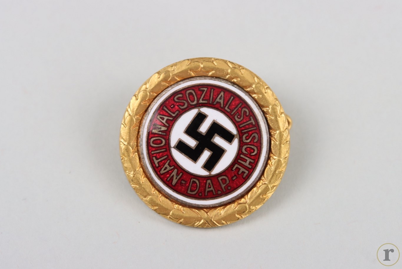 #74-1598 – NSDAP Golden Party Badge ‘83245’ – small type